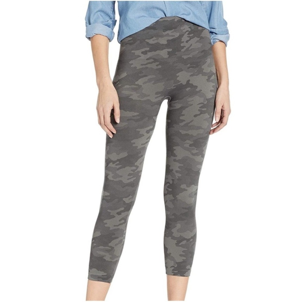 Spanx Leggings Women XL Look At Me Now Green Camo Seamless High Waisted‎ Cropped